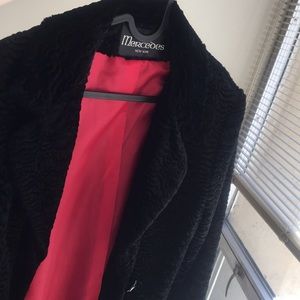 Delicious Black Faux Fur Coat - Sz 10
